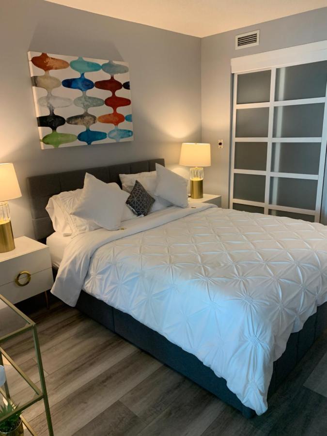 Downtown Waterfront Suites With Cn Tower Views Toronto Exteriör bild